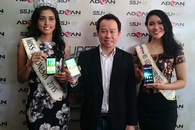 Advan S5J+ Smartphone Traveling