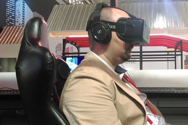 Google Ikut Ramaikan Perang VR