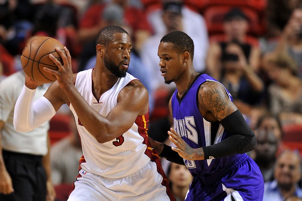Wade Selamatkan Wajah Penggemar Miami Heat