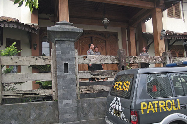 Rumah Ketua DPRD Dijaga Polisi