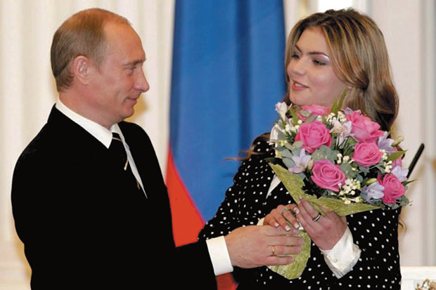 Bukan Meninggal, Putin Dampingi Kekasih Melahirkan