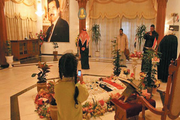 Makam Saddam Hussein Hancur