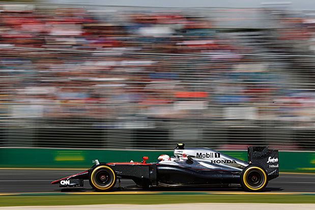 McLaren Tantang Mercedes Jadi yang Tercepat di Lintasan Balap