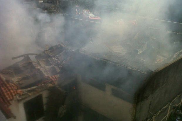 Empat Ruko di Semarang Ludes Terbakar