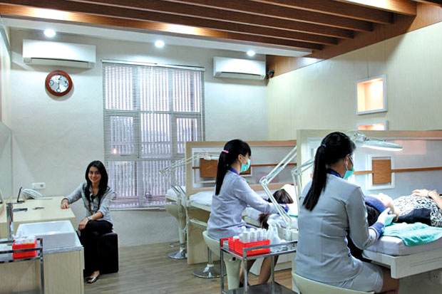 Perintis Klinik Kecantikan di Indonesia