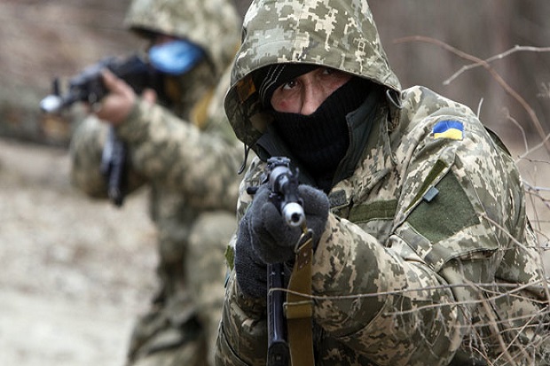 Obama Ditekan Agar Pasok Senjata Mematikan ke Ukraina
