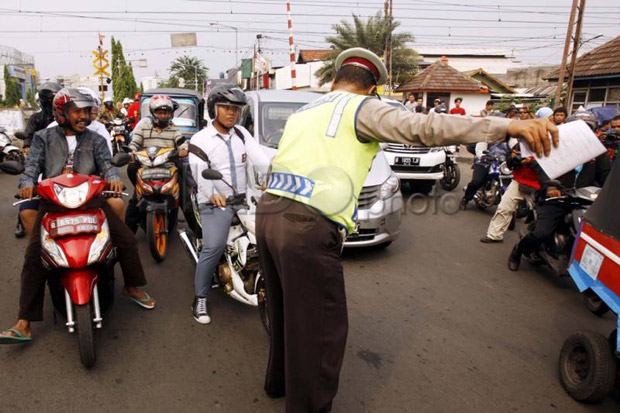 Tolak Motor Diamankan, Pelajar Bentrok dengan Polisi