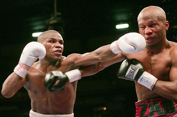 Dikabarkan Tumbang dari Zudah, Mayweather Jr Meradang