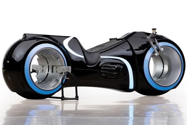 Motor Futuristik di Film Tron Dijual untuk Umum