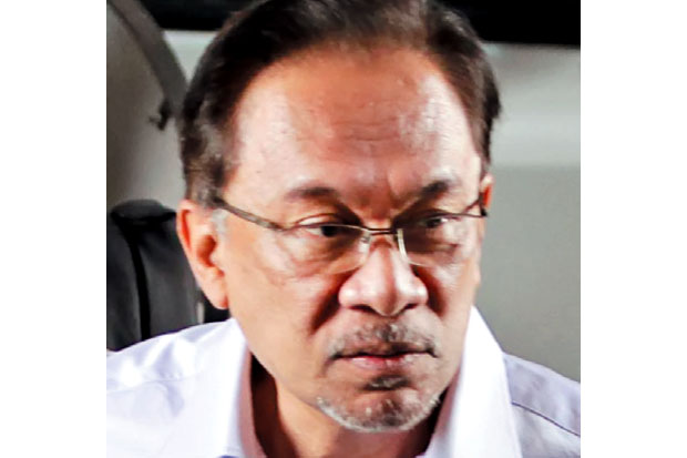 Anwar Ibrahim Didepak dari Parlemen