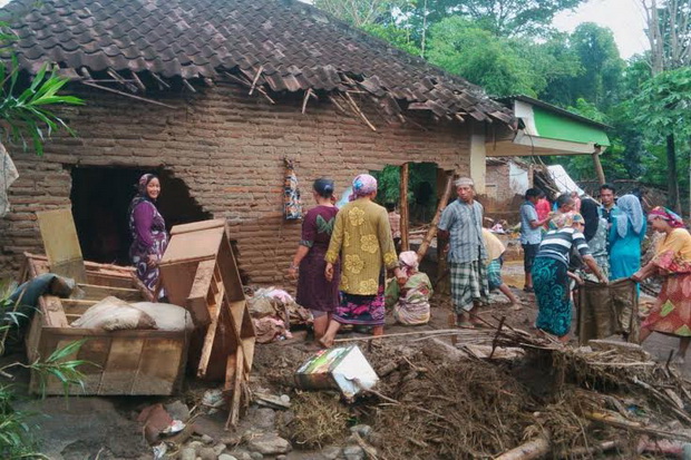 Banjir Lumpur Terjang Ribuan Rumah di Pasuruan