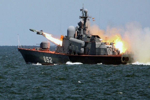 Latihan Tempur, Belasan Kapal Rusia Invasi Laut Baltik