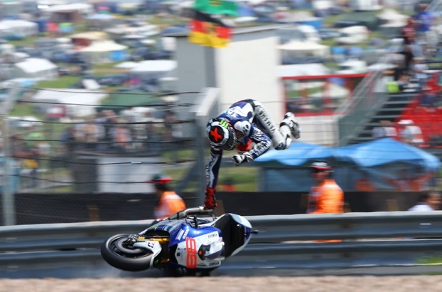 Lorenzo Sadar MotoGP Olahraga Berbahaya