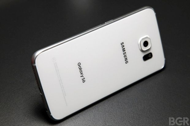 Galaxy S6 Selamatkan Samsung