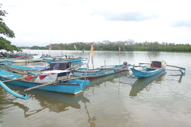 BBM Naik, Nelayan Pangandaran Banting Stir