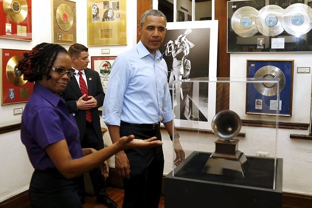 Obama Bicara Ganja di Negeri Bob Marley