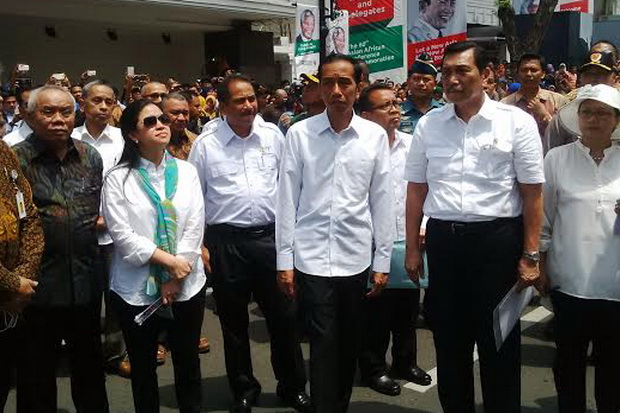 Lagu Heal The World Sambut Kedatangan Jokowi