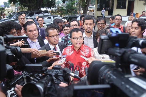 Polri Bidik Denny Indrayana dengan 3 Kasus Dugaan Korupsi