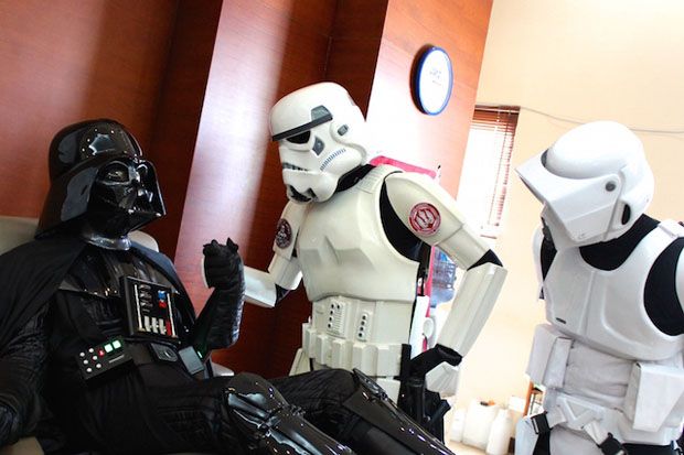 Peringati Star Wars Day, Komunitas Star Wars Kunjungi PMI