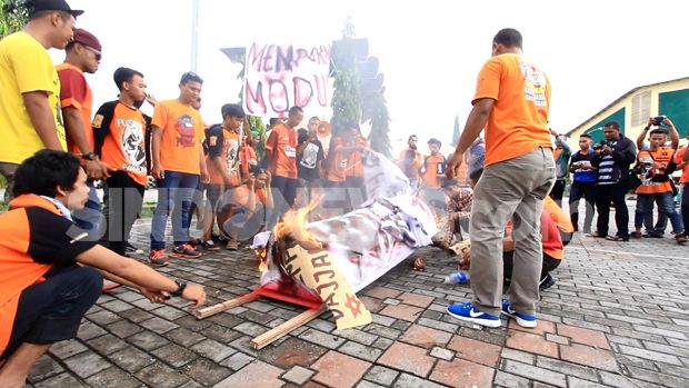 Kelompok Suporter Kalimantan Bergolak
