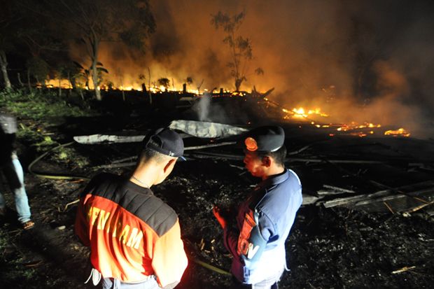 Kandang Ayam Potong Ludes Terbakar di Padang