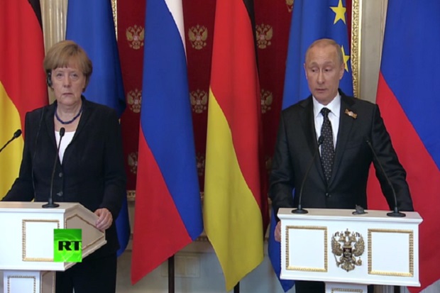 Putin Sebut Penyelesaian Krisis Ukraina di Tangan Kiev