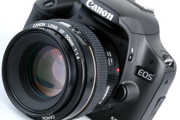 Penjualan Canon Diselamatkan Kamera SLR