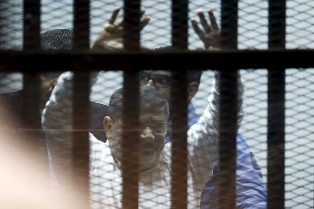 Presiden Terguling Mesir Mohamed Morsi Dituntut Mati