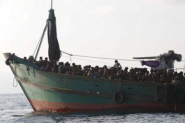 Indonesia-Malaysia Sepakat Bantu Pengungsi Rohingya