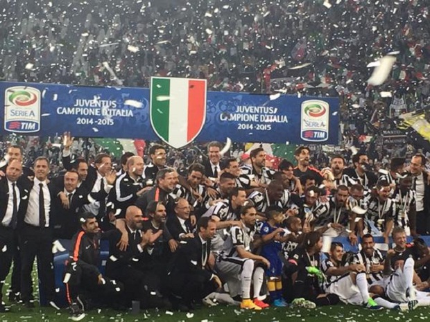 Juventus Gelar Pesta Besar Tuk Rayakan Kedigdayaan