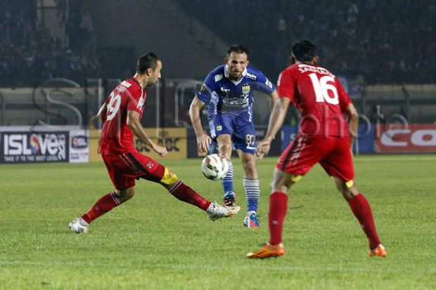 Aksi Spaso Dipuji Pelatih Persib Bandung