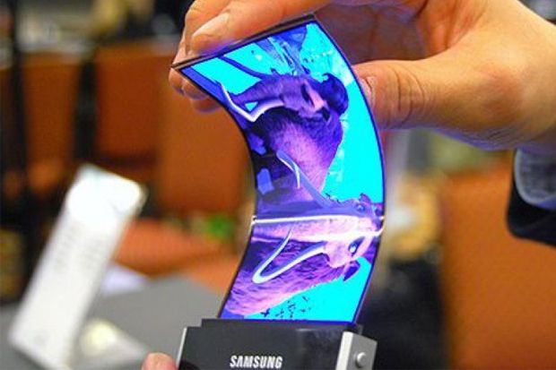 Samsung Siapkan Smartphone Layar Lipat