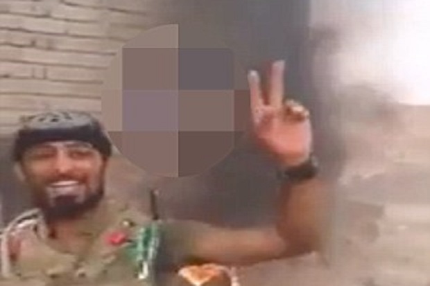Dicap Anggota ISIS, Milisi Syiah Irak Bakar Pria Hidup-hidup