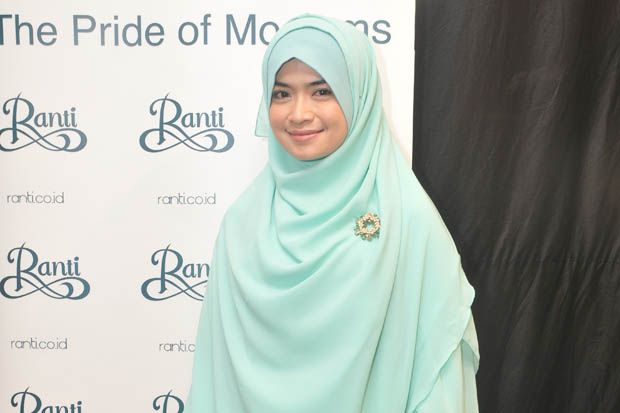 Yulia Rahman Geluti Bisnis Busana Muslim Syari