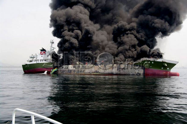 Kapal Terbakar, 11 Wisatawan Terluka