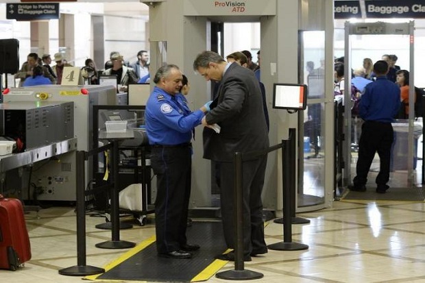 Terungkap! Bandara AS Sewa 73 Pekerja Terkait Teroris