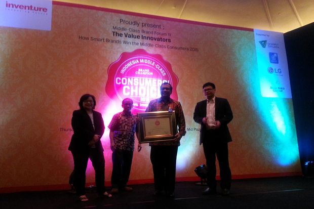 BRISyariah Raih Consumer Award 2015