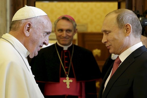 AS Kuliahi Paus Fransiskus sebelum Bertemu Putin