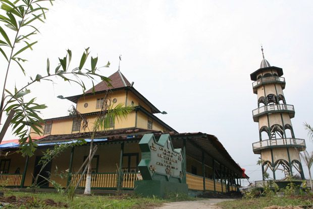 Masjid Keramat di Samarinda, Pilar Berdiri Sendiri saat Pembangunan