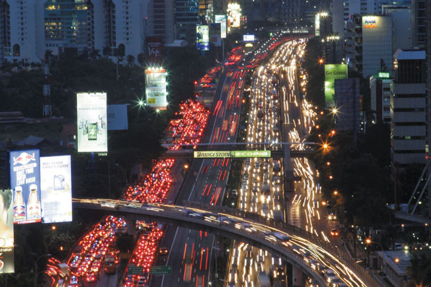 Mencari Solusi Persoalan Transportasi lewat Jakarta Urban Challenge