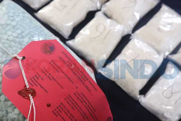 Polresta Padang Bekuk Pengedar Narkoba via Online