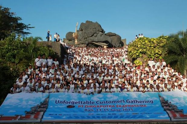 Manjakan Konsumen dan Karyawan Ajak Liburan ke Bali