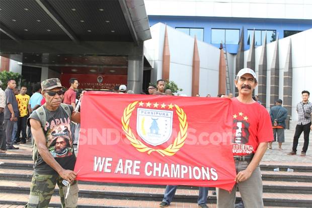 Fans Persipura Tuntut Klarifikasi PSSI