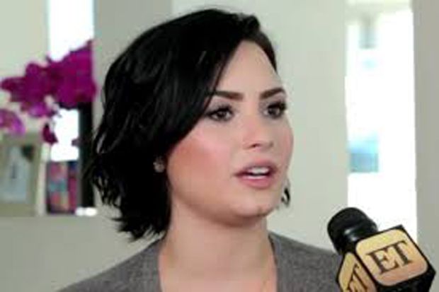Demi Lovato Gantikan Katy Perry dalam Get Smurfy
