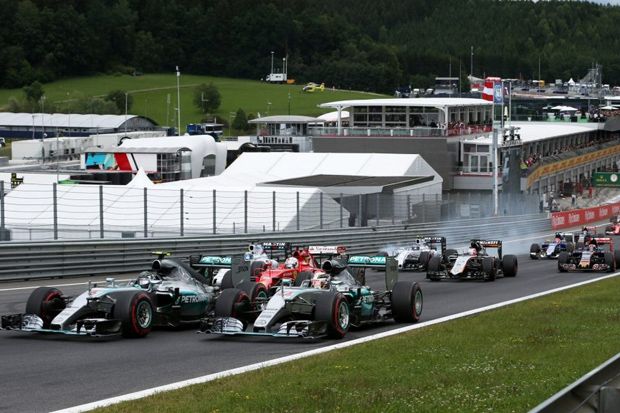 Rosberg Pecundangi Hamilton di GP Austria