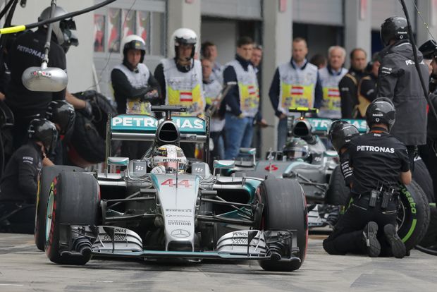 Dominasi Mercedes Bak Bumerang bagi Formula 1