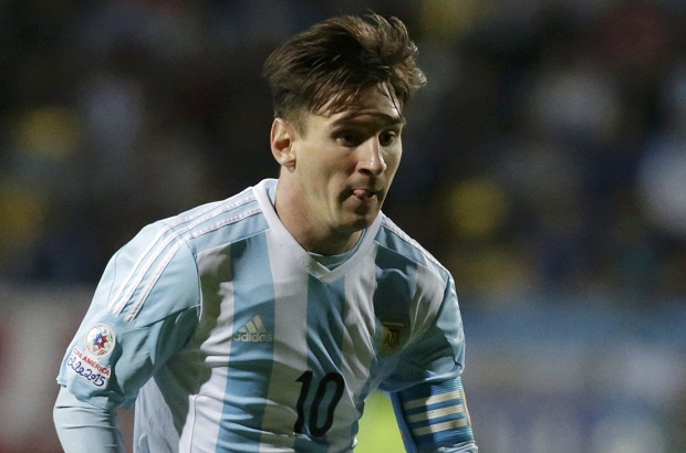 Messi Sadar Dirinya Tak Berguna Bagi Argentina