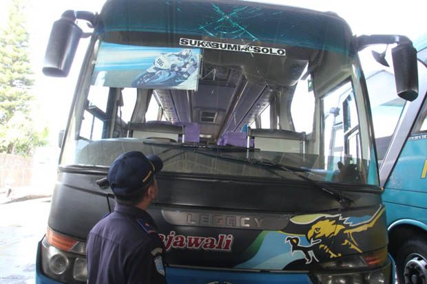 Pengusaha Bus Keluhkan Aksi Pelemparan Kaca