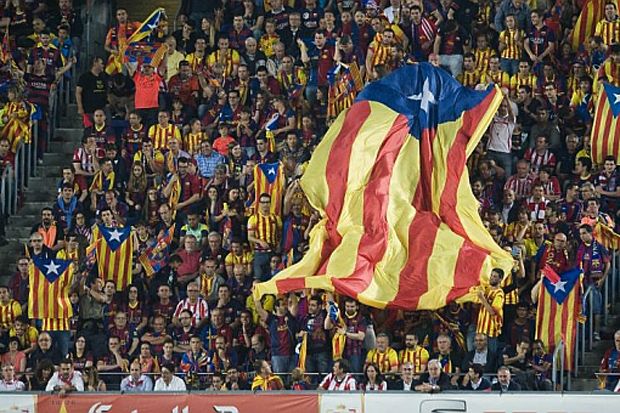 Barcelona Terancam Penalti dari UEFA