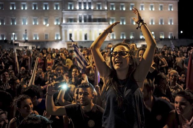 Tolak Bailout, Rakyat Yunani Rayakan Referendum Bersejarah